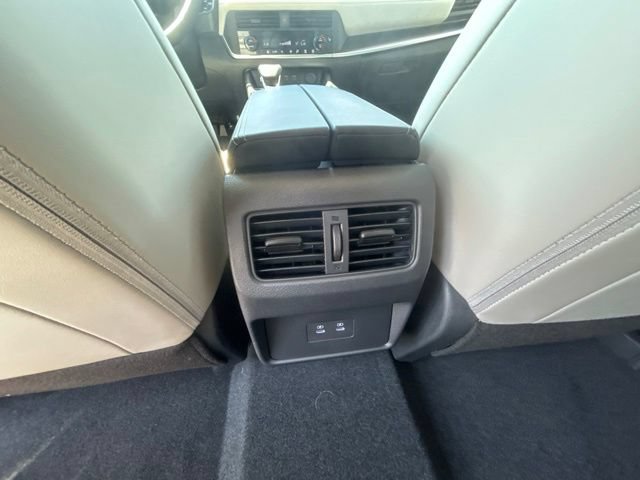 New 2026 Nissan Rogue Dark Armor AWD/4WD image 15