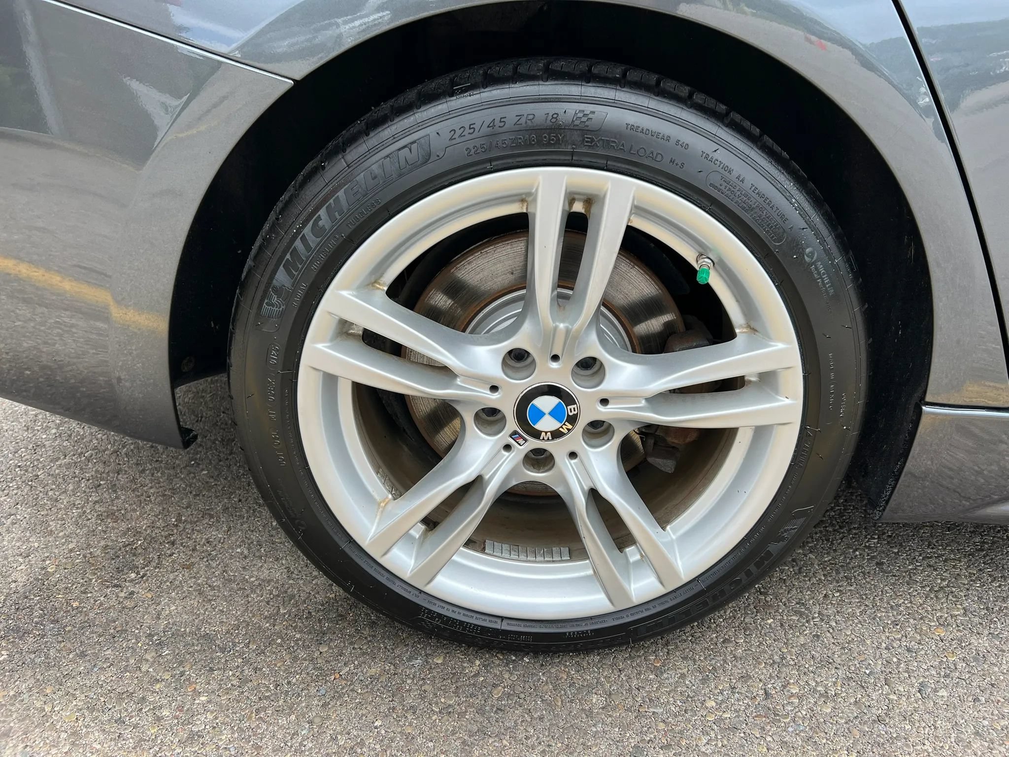 Used 2016 BMW 340i xDrive Sedan AWD/4WD image 11
