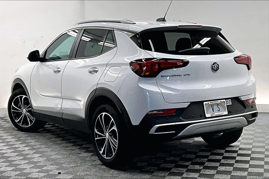 Used 2020 Buick Encore GX Select w/ Advanced Technology Package FWD image 10