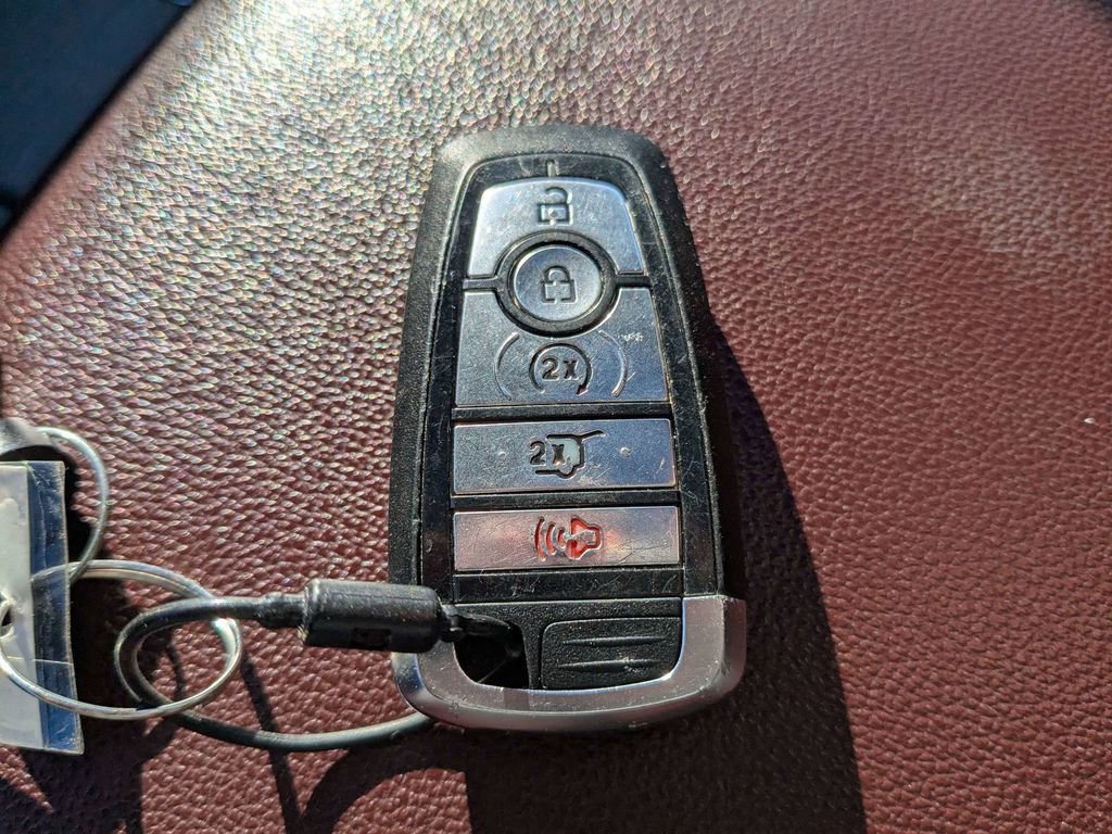 Used 2024 Ford Expedition Max Limited AWD/4WD image 29