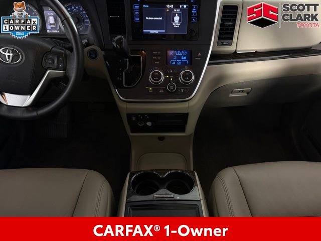 Used 2017 Toyota Sienna XLE image 46