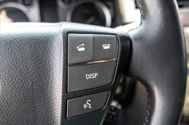 Used 2013 Lexus LX 570 4WD w/ Luxury Pkg image 14