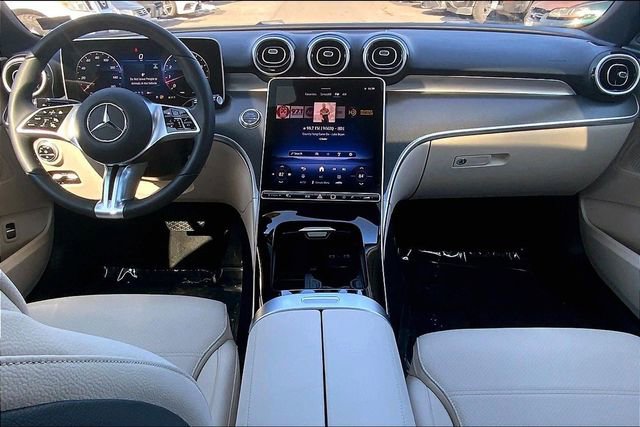 Used 2025 Mercedes-Benz C 300 4MATIC Sedan image 12