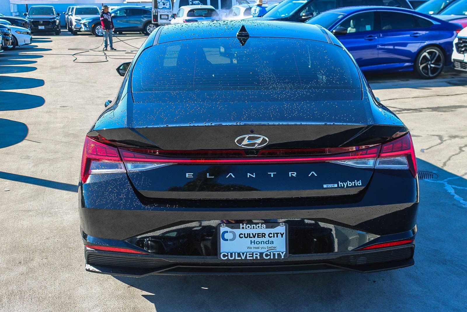 Used 2023 Hyundai Elantra Blue image 8