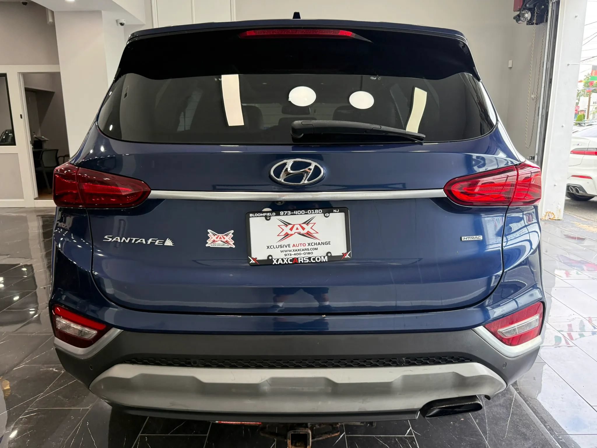 Used 2019 Hyundai Santa Fe AWD w/ Cargo Package image 5