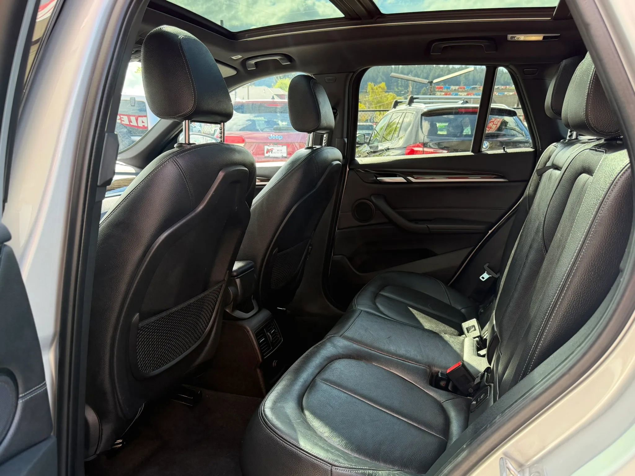 Used 2017 BMW X1 xDrive28i AWD/4WD image 13