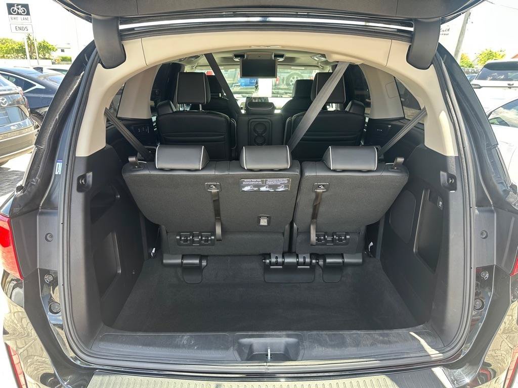 Used 2025 Honda Odyssey Touring image 7