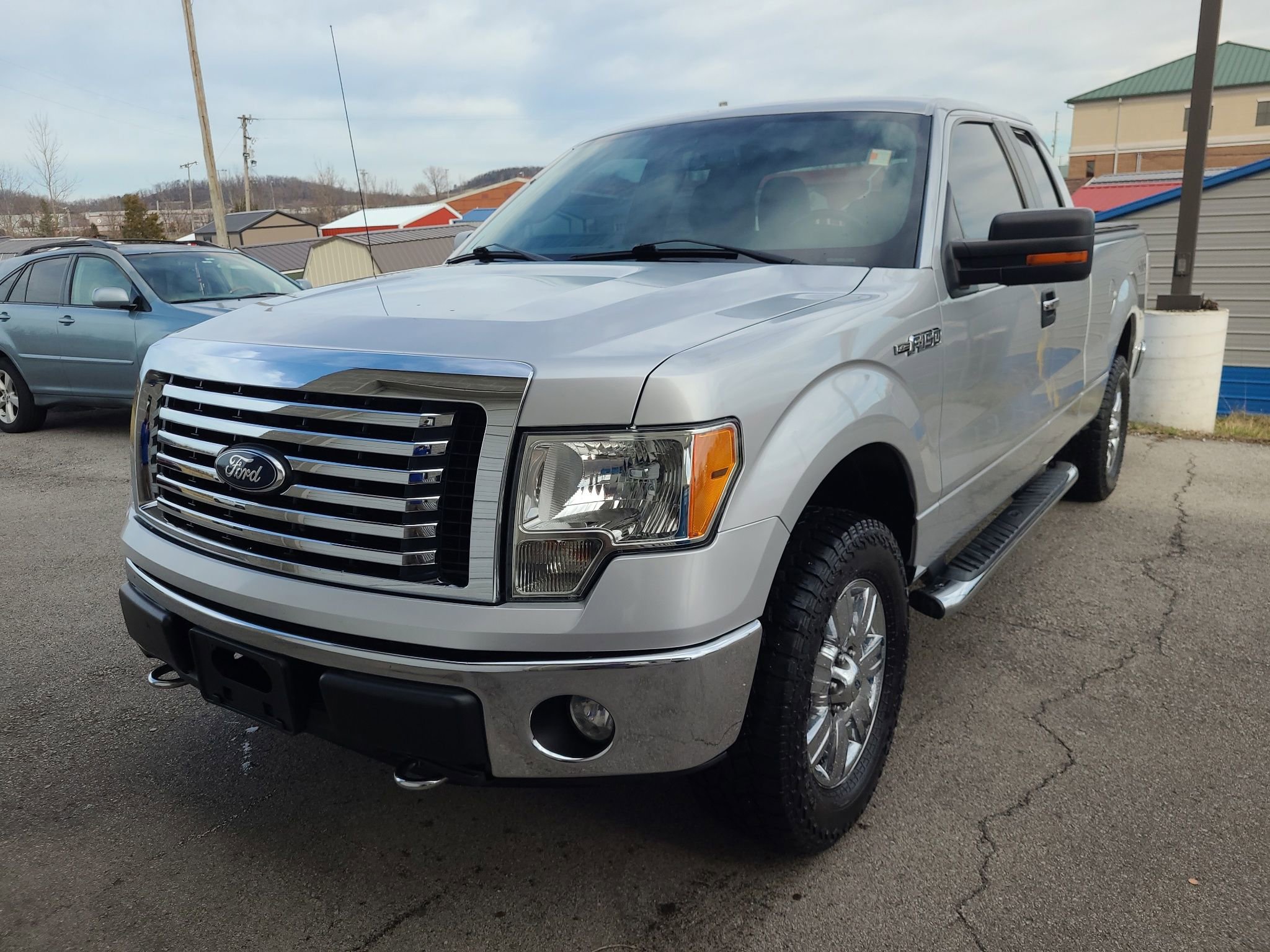 Used 2012 Ford F150 XLT w/ XLT Chrome Pkg image 7