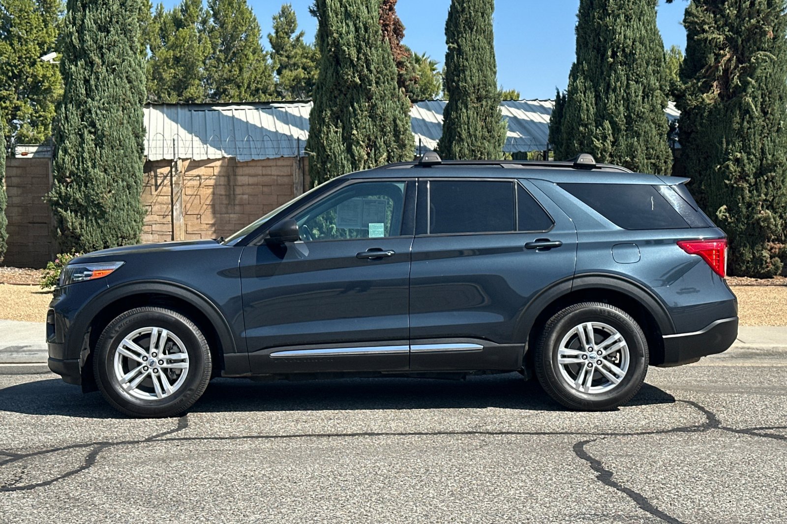 Used 2022 Ford Explorer XLT RWD image 7