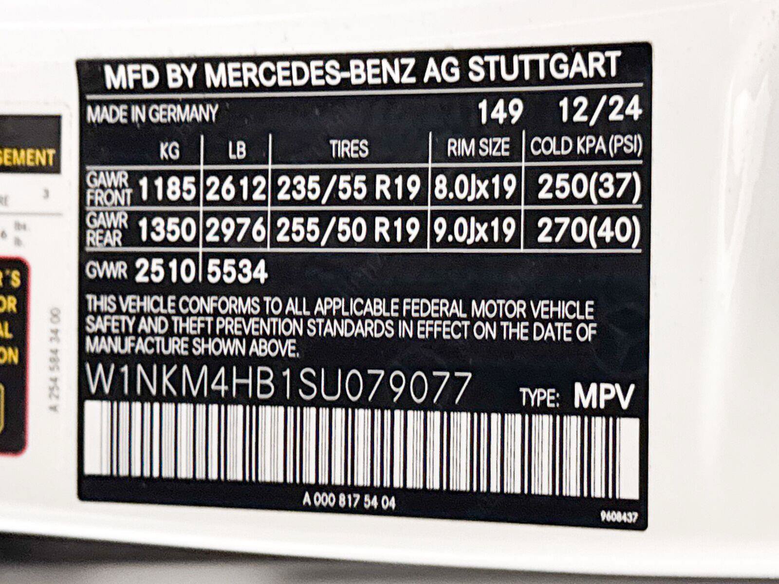 Used 2025 Mercedes-Benz GLC 300 4MATIC image 37
