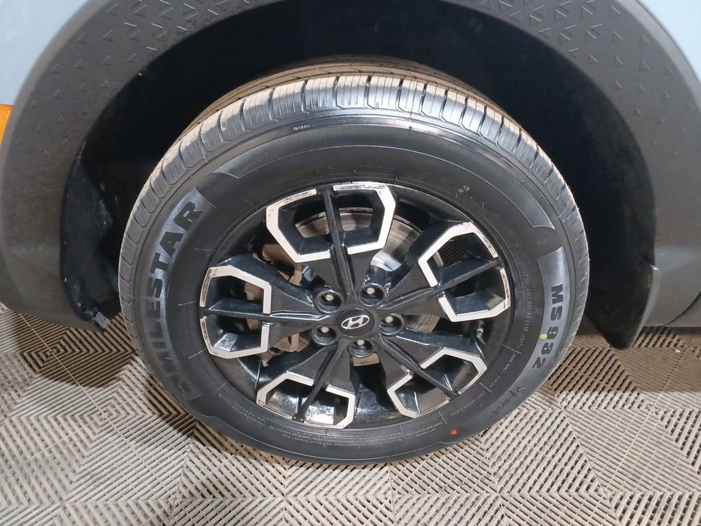 Used 2022 Hyundai Santa Cruz SEL image 18