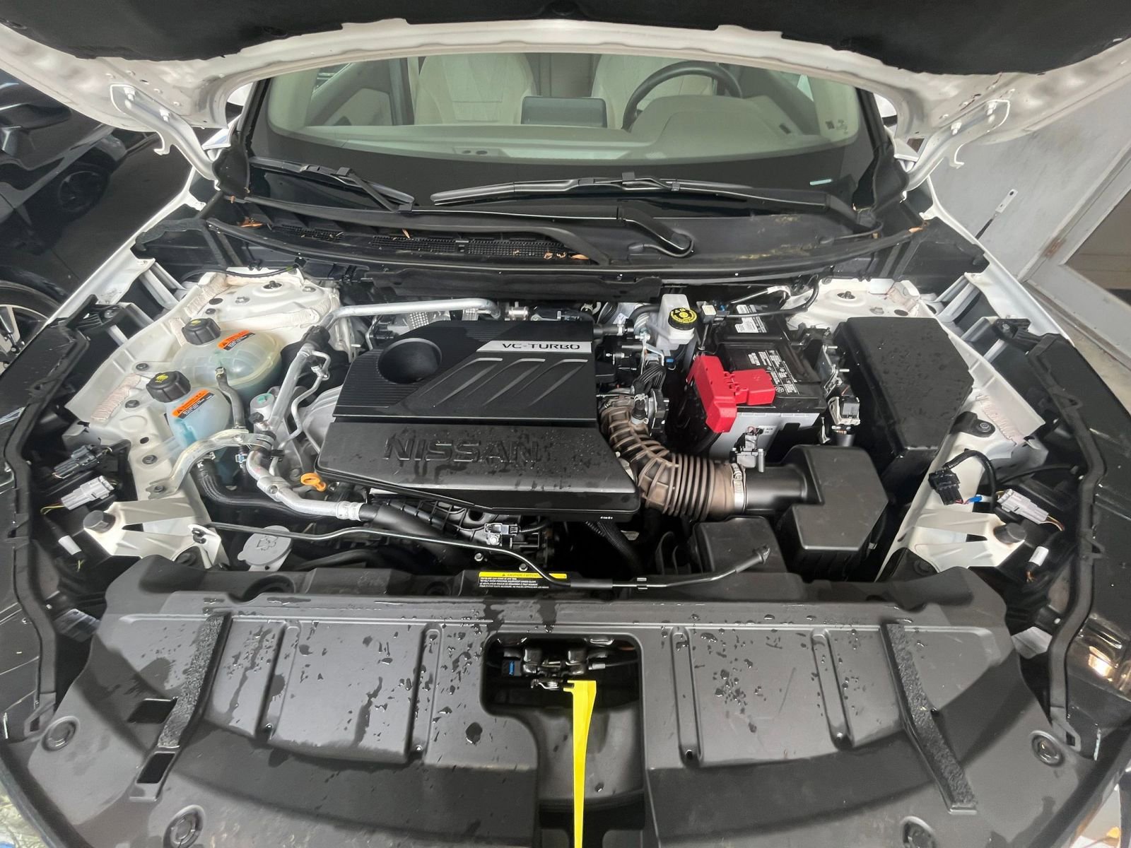 Used 2025 Nissan Rogue SV FWD image 33