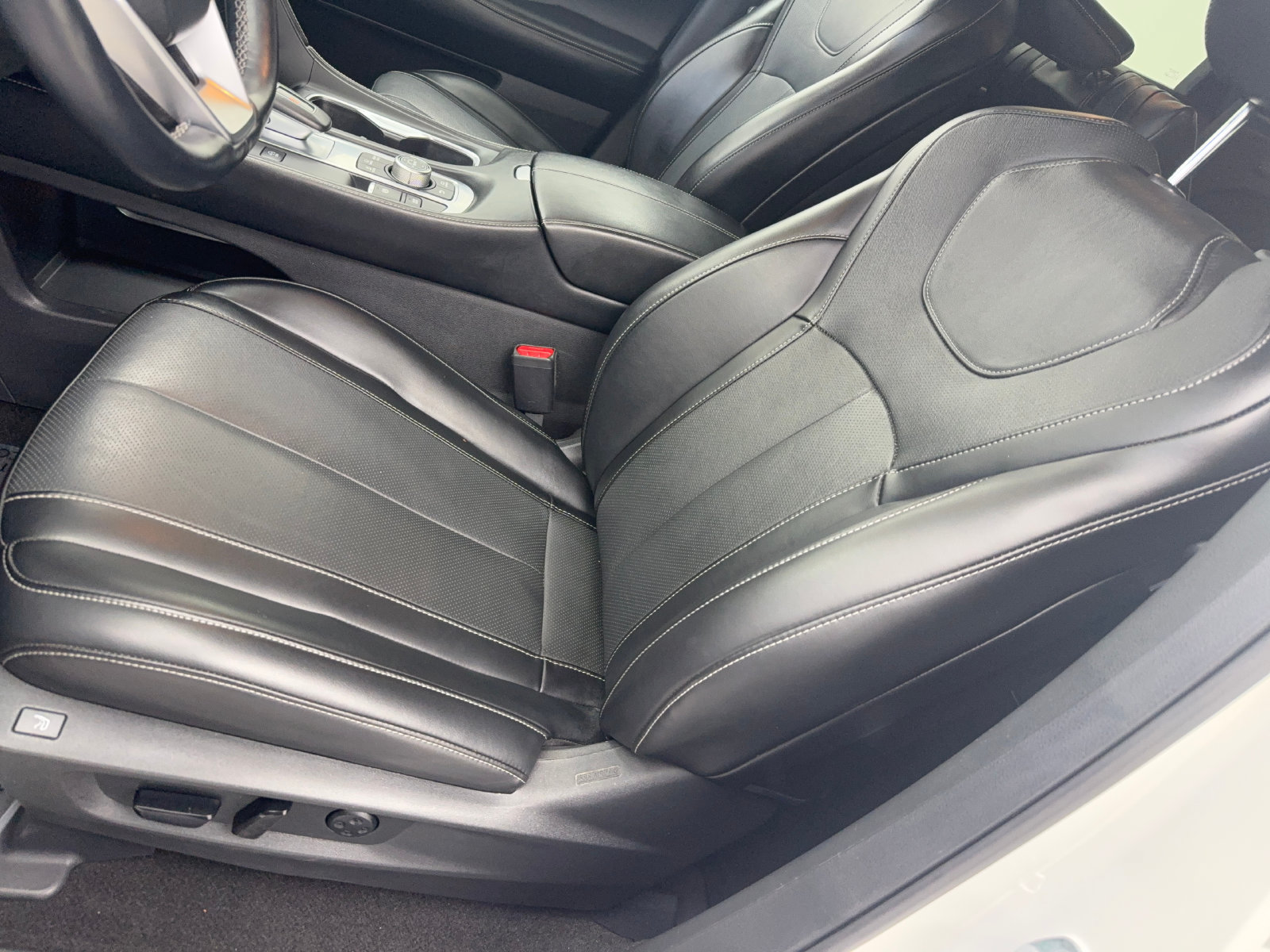 Used 2023 INFINITI QX60 Sensory w/ Vision Package FWD image 30