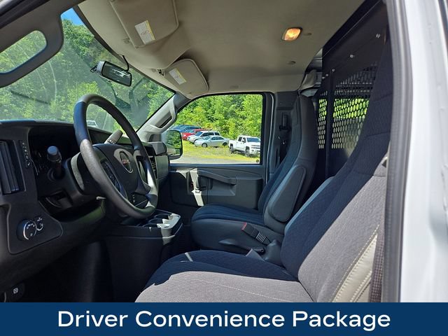 Used 2025 GMC Savana 2500 w/ Driver Convenience Package RWD image 2