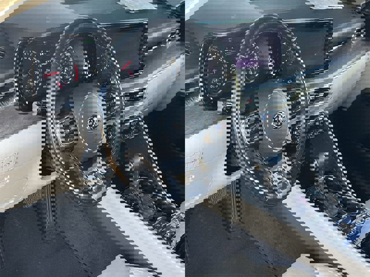 Used 2021 Kia K5 EX w/ EX Premium Package image 17