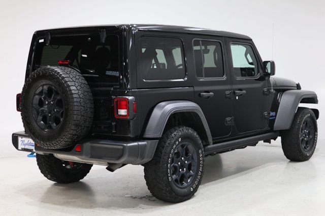 Used 2023 Jeep Wrangler Unlimited w/ Sun & Screen Package AWD/4WD image 7
