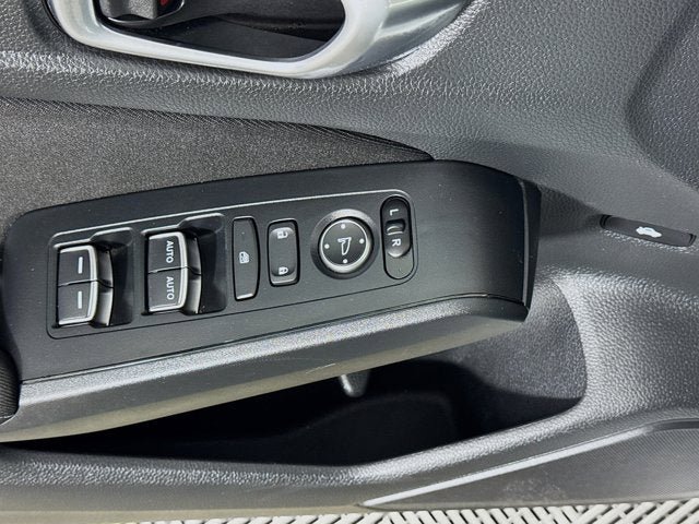 Used 2023 Honda Civic LX image 17