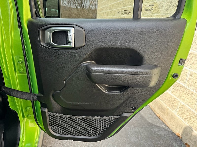 Used 2025 Jeep Wrangler Willys image 21