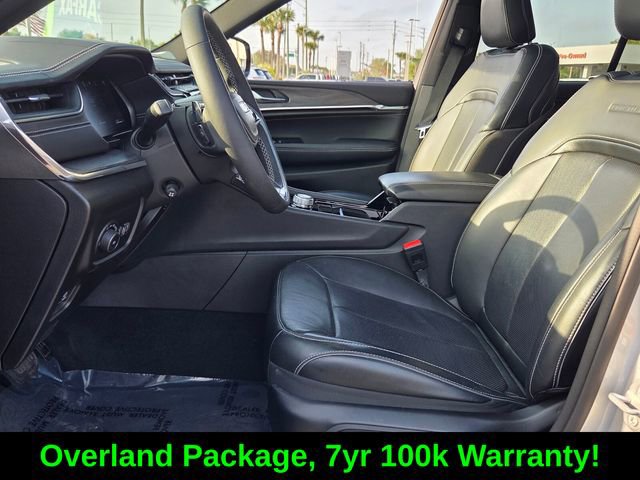 Certified 2023 Jeep Grand Cherokee Overland w/ Trailer Tow Prep Group (B) image 10