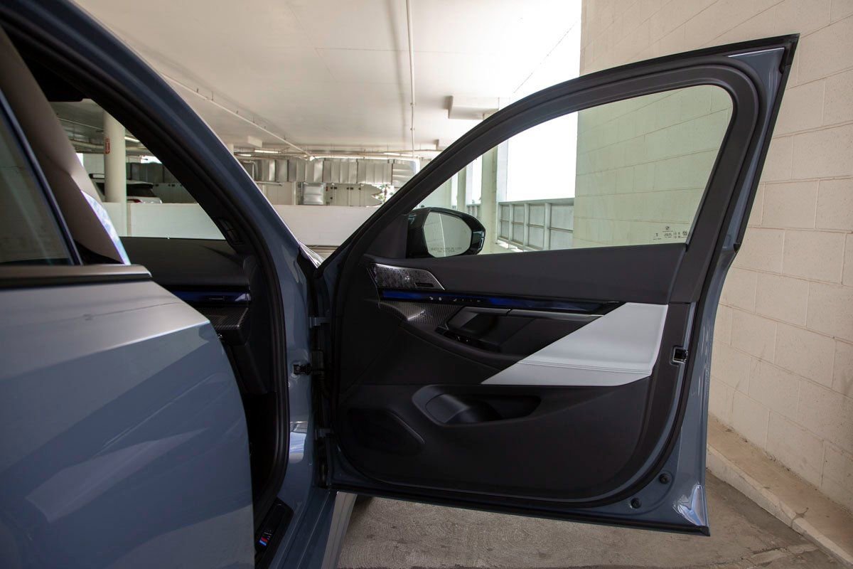 New 2026 BMW M5 w/ Carbon Package image 33