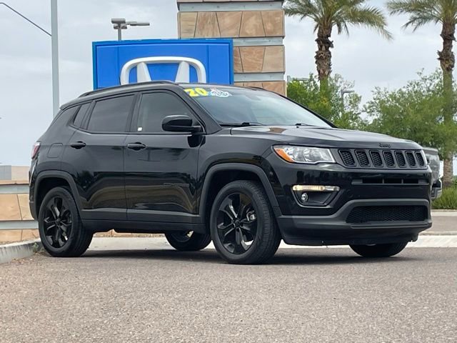 Used 2020 Jeep Compass Latitude FWD image 3