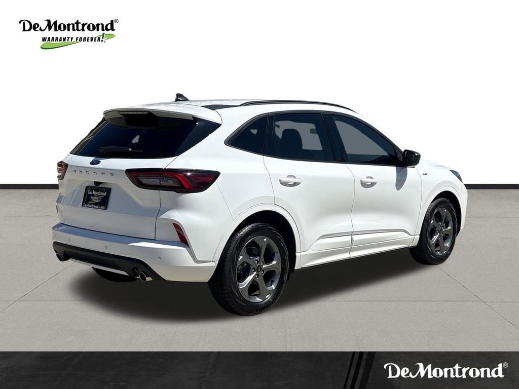 Used 2023 Ford Escape ST-Line w/ Tech Pack #1 FWD image 5