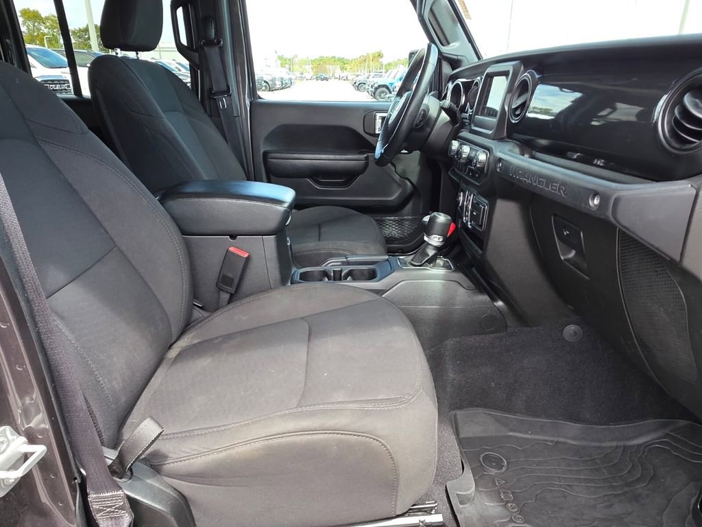 Used 2022 Jeep Wrangler Unlimited Sport image 10