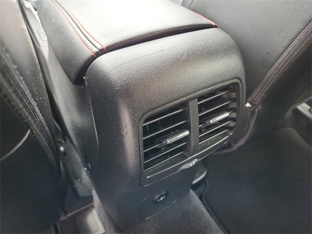 Used 2025 Ford Escape ST-Line image 15