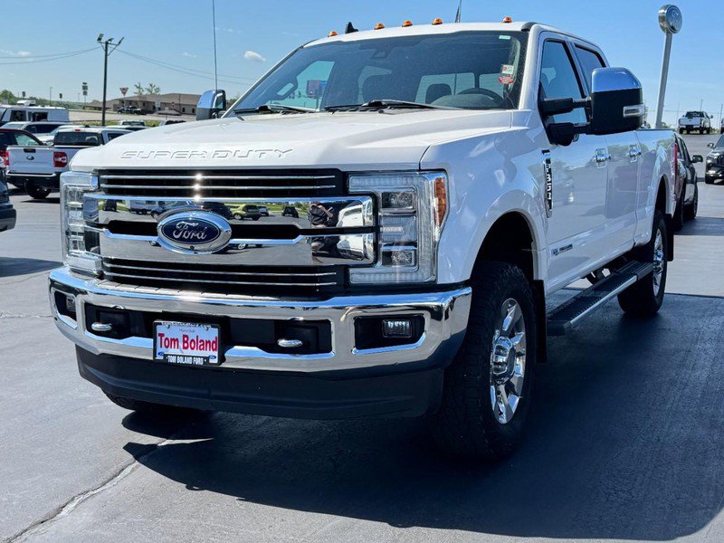 Used 2019 Ford F350 Lariat w/ Lariat Ultimate Package AWD/4WD image 8