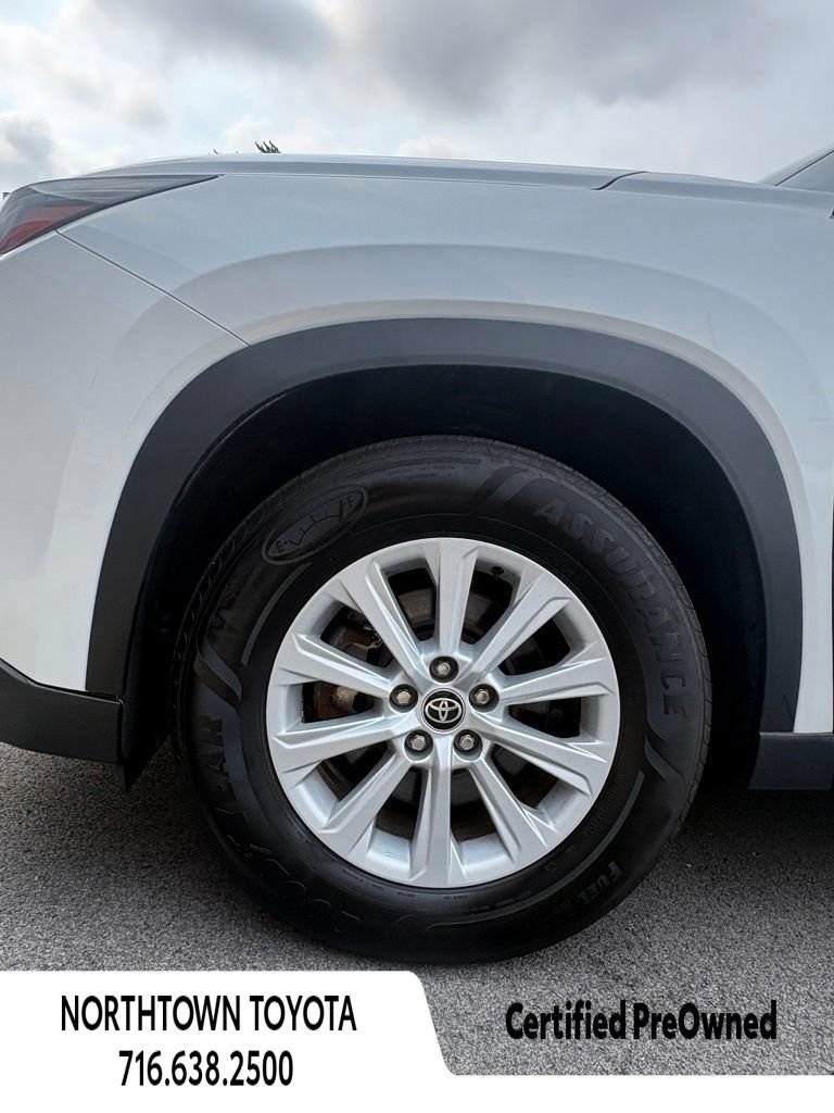 Used 2025 Toyota Grand Highlander AWD image 10