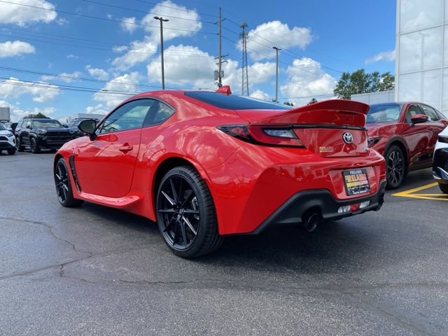 New 2025 Toyota GR86 Premium RWD image 11