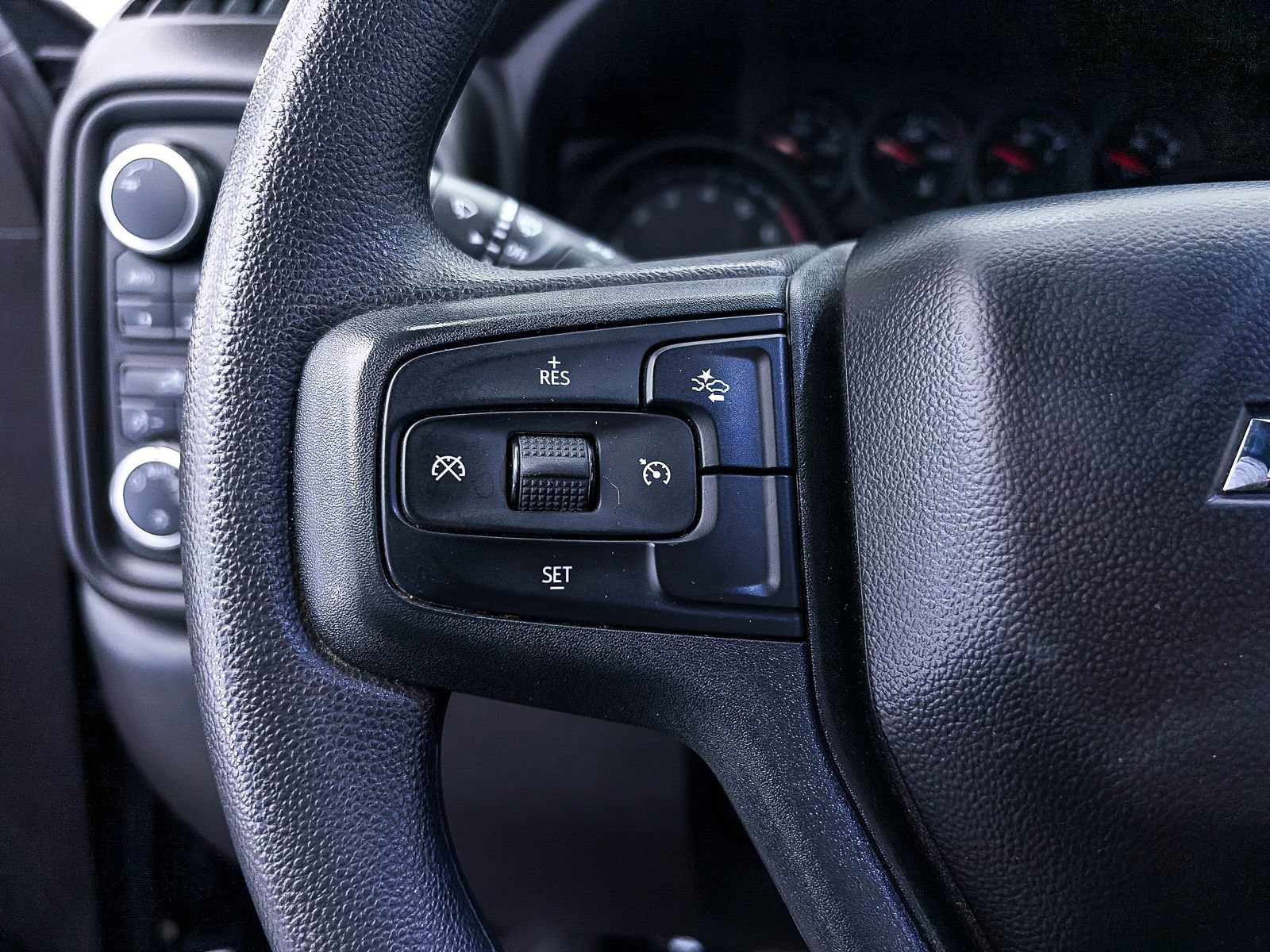Used 2024 Chevrolet Silverado 1500 Custom AWD/4WD image 27
