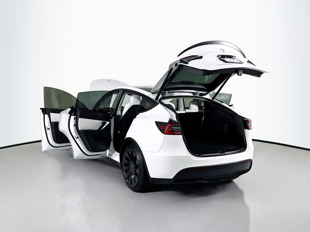 Used 2021 Tesla Model Y Performance image 31