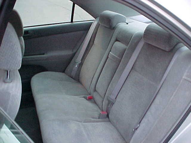 Used 2002 Toyota Camry LE w/ Pkg 2 FWD image 13
