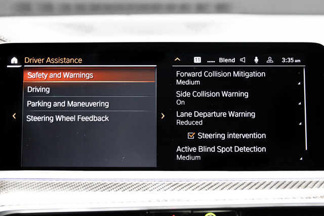 Used 2021 BMW X5 M50i image 12