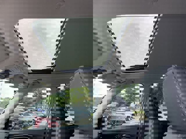 Used 2025 Honda Pilot Touring image 25