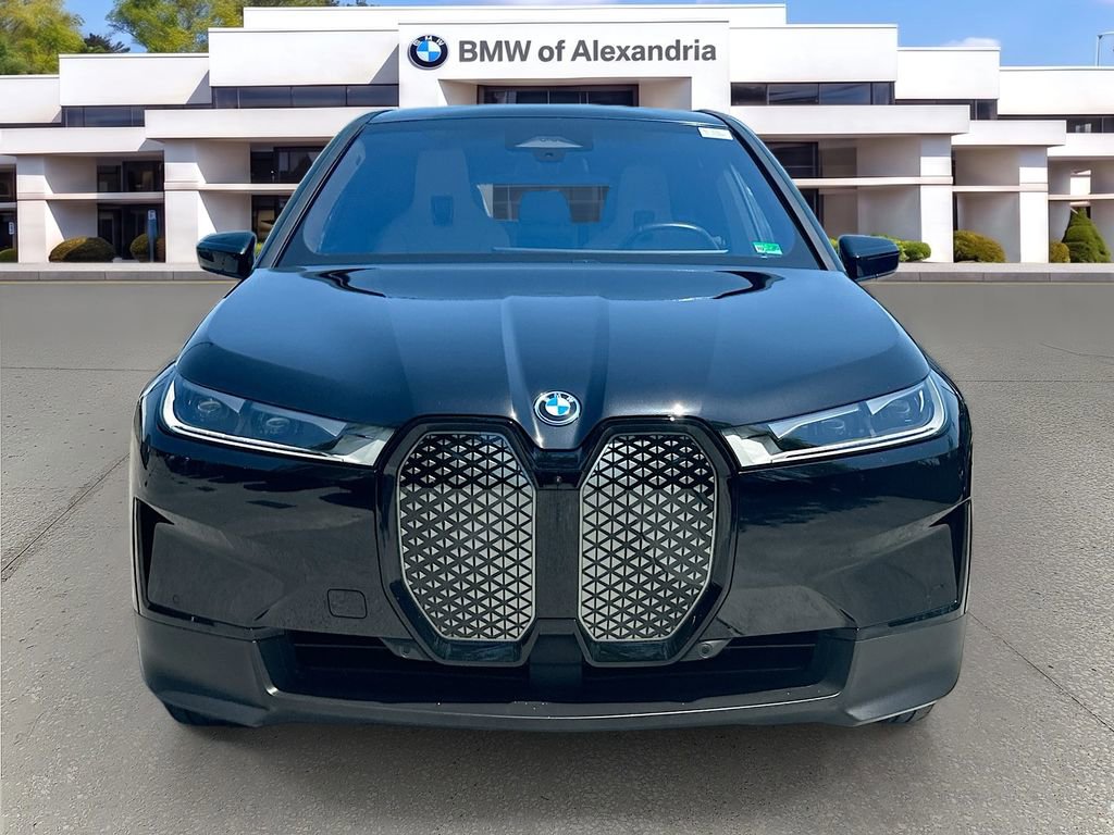 Certified 2024 BMW iX xDrive50 w/ Convenience Package AWD/4WD image 2