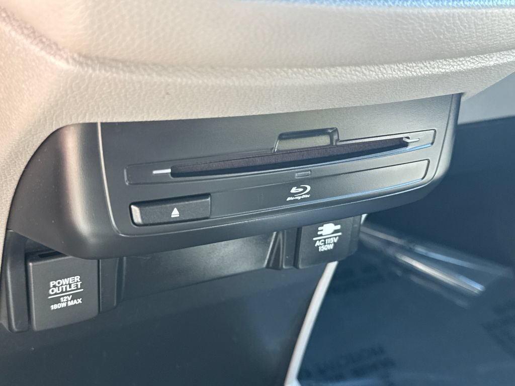 Used 2018 Honda Odyssey Elite image 30