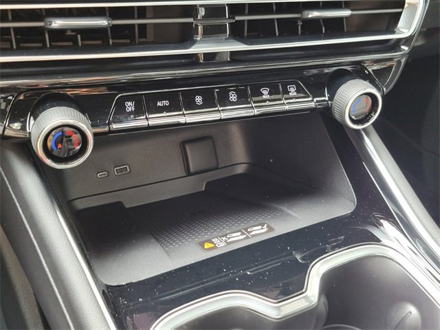 New 2026 Chevrolet Traverse Z71 w/ Driver Confidence Package image 20