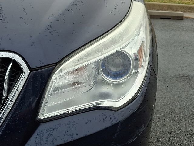 Used 2015 Buick Enclave Leather image 9