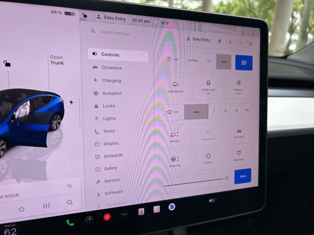 Used 2022 Tesla Model Y Long Range image 45