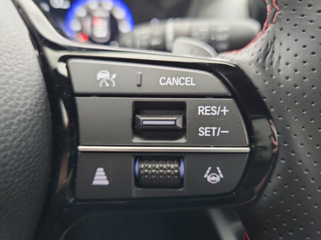 Used 2025 Acura ADX A-Spec image 13