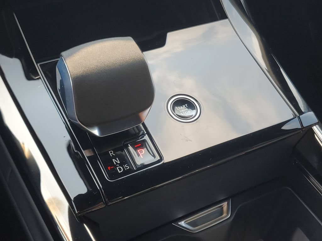New 2026 Land Rover Range Rover Sport SE AWD/4WD image 23