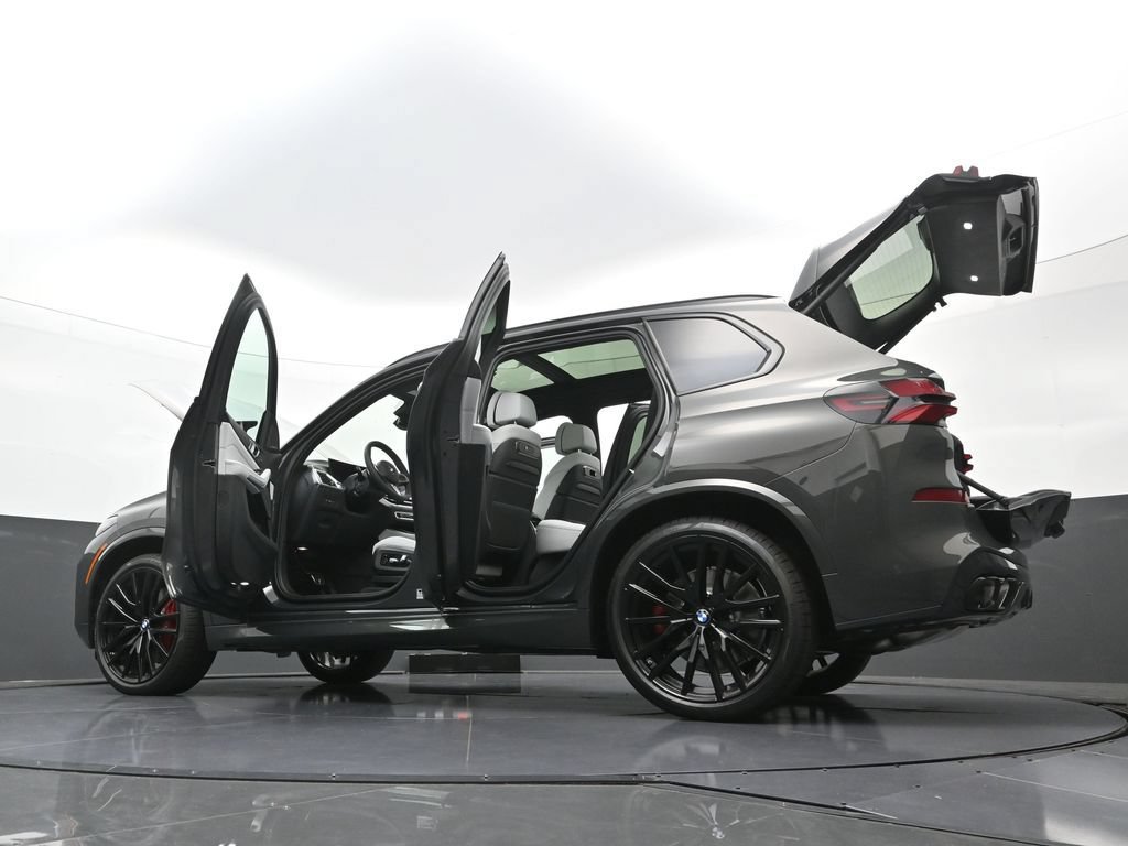 New 2026 BMW X5 M60i AWD/4WD image 43