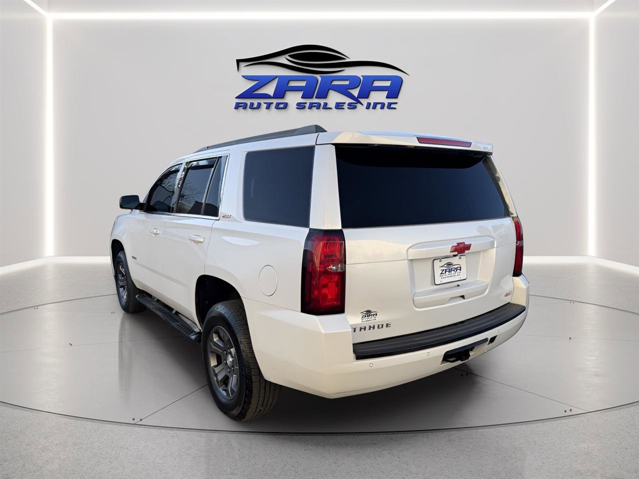 Used 2017 Chevrolet Tahoe LT AWD/4WD image 4