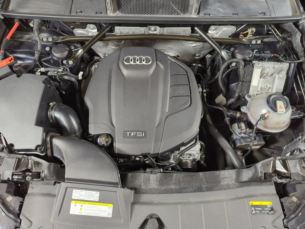 Used 2020 Audi Q5 2.0T Titanium Premium Plus w/ Premium Plus Package AWD/4WD image 17
