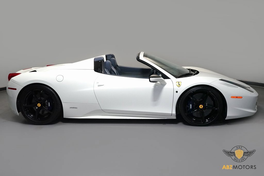 Used 2015 Ferrari 458 Spider image 5