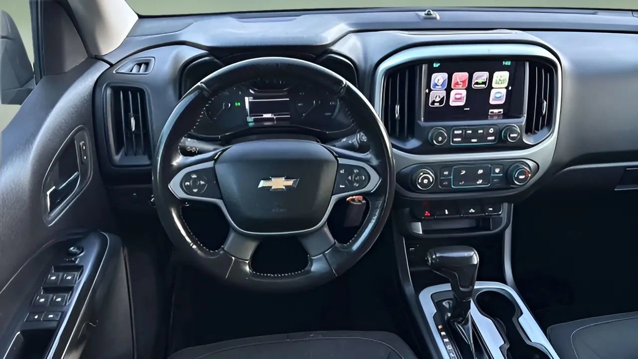 Used 2018 Chevrolet Colorado LT AWD/4WD image 50