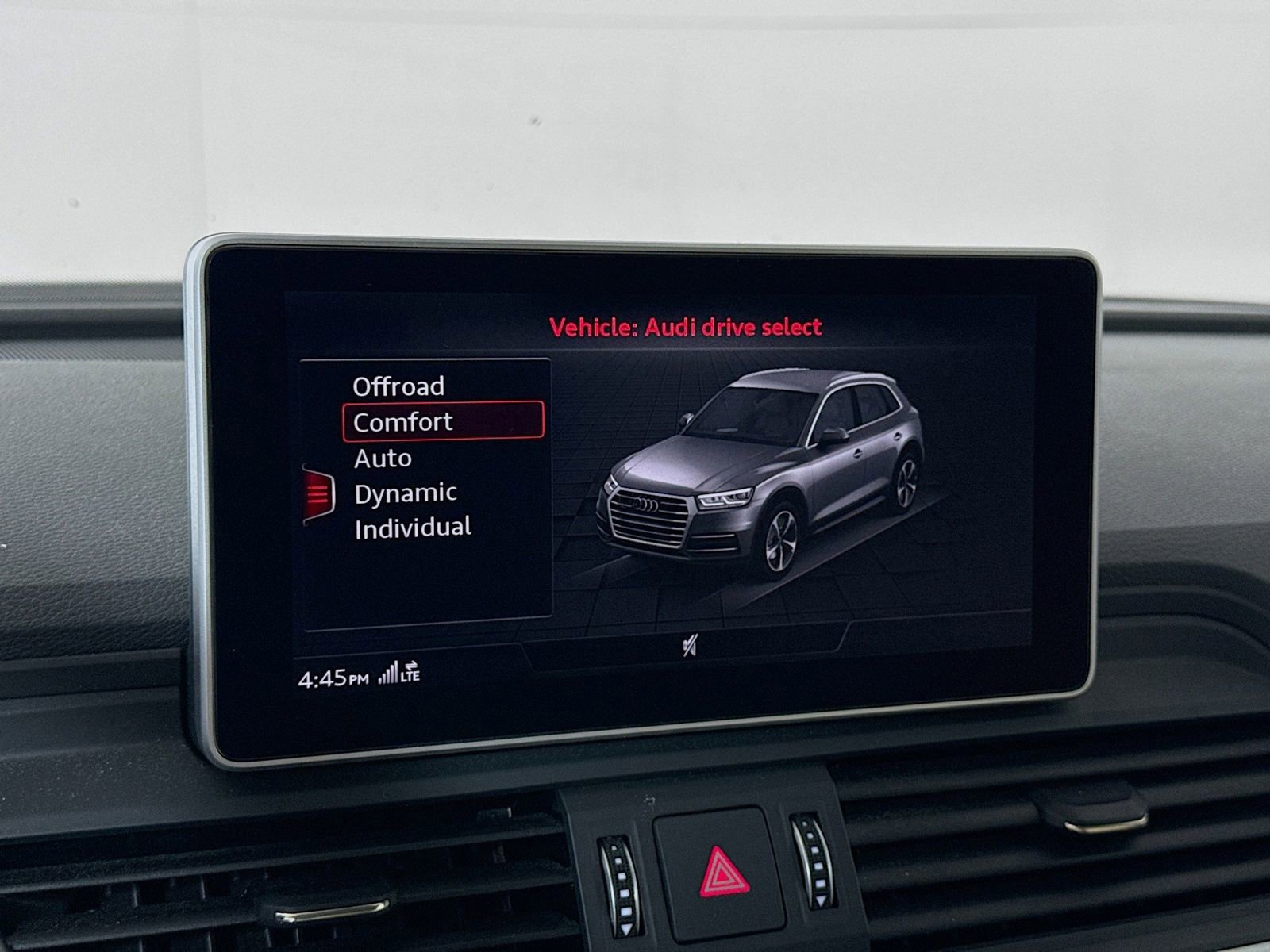 Used 2018 Audi Q5 2.0T Premium Plus w/ Premium Plus Package image 17