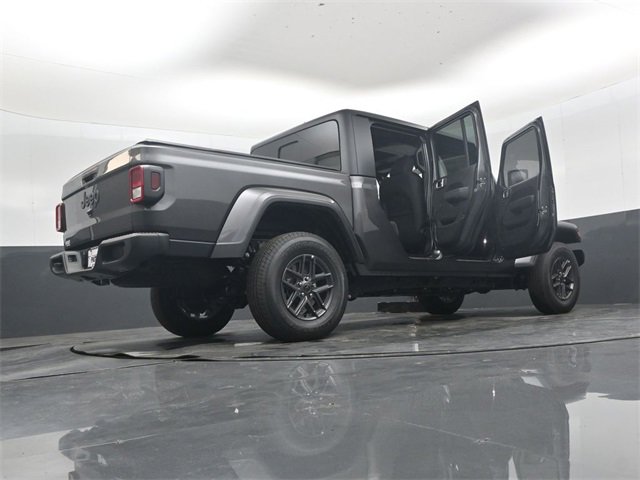 New 2025 Jeep Gladiator Sport image 49